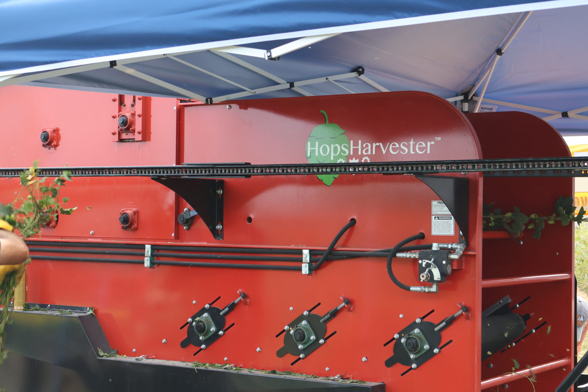 Hops Harvester machine